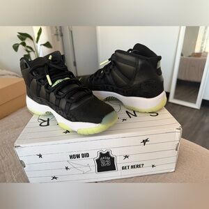 Jordan Kids Black and Neon Green Sneakers